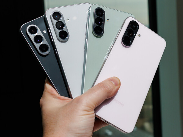 Även om Galaxy A56 5G finns i fyra färger, är endast tre tillgängliga i USA. (Bildkälla: Notebokcheck)