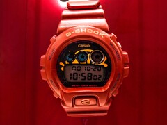 Casios nya G-Shock x Syna-klocka (bilden) har listats i varumärkets butiker över hela Europa. (Bildkälla: Casio)