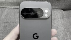 Trots sin påstådda telefotokamera kan Pixel 10 fortfarande sakna många funktioner som finns på Pixel 10 Pro (Bildkälla: Mystic Leaks)