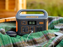 Den nya Jackery Explorer 500 v2 förväntas bli smalare än originalmodellen (bilden). (Bildkälla: Jackery)