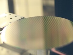 Tsinghua Unigroups tidigare ordförande Zhao Weiguo får villkorligt dödsstraff för mutbrott. På bilden: En kiselskiva tillverkad av SMIC (Bildkälla: SMIC)