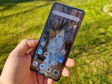 Xiaomi Redmi Note 14 Pro + 5G i solen