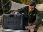 Det bärbara kraftverket Bluetti Apex 300 har en maximal uteffekt på 3 840 W (Bildkälla: Bluetti)