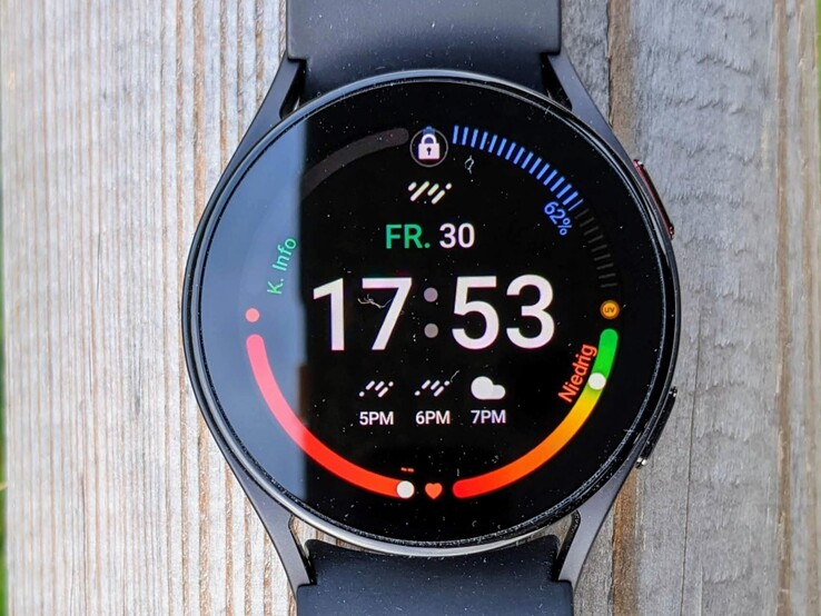 Samsung Galaxy Watch5:s hölje är tillverkat av aluminium