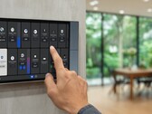 Kontrollpanelerna för smarta hem gör det nu möjligt att använda flera instrumentpaneler.