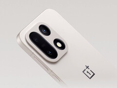 OnePlus 15 förväntas snart få sällskap av ett mindre syskon.