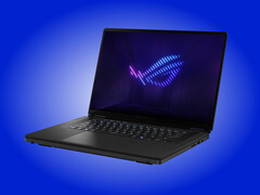 ROG Zephyrus Duo (2026) GX651 ser i sitt ”standardläge” ut ungefär som andra 16-tums gaming-bärbara datorer.