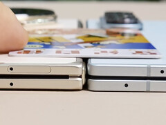 Galaxy Z Fold7 verkar vara tunnare än Ivory White-versionen av Magic V5 här, från höger till vänster. (Bildkälla: Ice Universe)