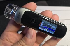 DOOM körs på den lilla skärmen på en vape (Bildkälla: atc1441 på GitHub)