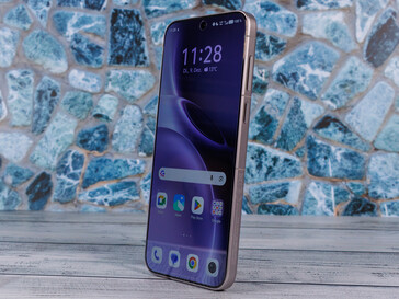 2025 års bästa smartphone när det gäller kameran kommer från Vivo. (Bildkälla: Daniel Schmidt)