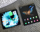 Den så kallade iPhone Fold förväntas se mer ut som Oppo Find N2 i storlek, till vänster, än de senaste Galaxy Z Fold-versionerna. (Bildkälla: Digital Trends)