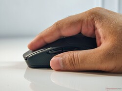 HyperX Pulsefire Fuse Wireless passar för handflate- och klogrepp