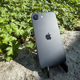 Apple iPhone 16e