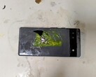 Minst två Pixel 6a har fattat eld under den senaste månaden. (Bildkälla: Reddit-användare u/zaliver)