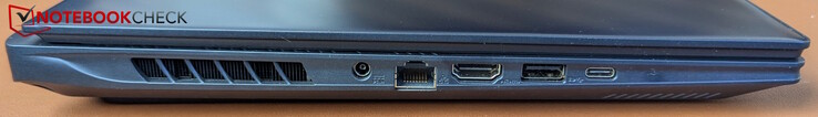 Vänster: ström, LAN, HDMI 2.1, USB-A 3.2 Gen 2, USB-C med Thunderbolt 5 (PD 3.0, DP 2.1, USB 4)