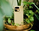 Realme 16 Pro Plus har en reflekterande kameramodul och en speciell känsla på baksidan.
