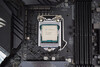 ASUS ROG Strix Z390-E Gaming med Intel Core i9-9900K installerad
