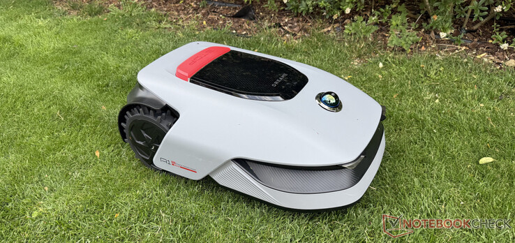 Dreame A1 Pro robotgräsklippare i arbete