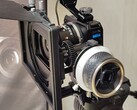 GoPro Mission 1 Pro ILS-kamera med ett Laowa 17mm T1.9 MFT Cine-objektiv, monterat i en Small Rig-bur med follow focus och mattbox.