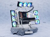 InWins senaste PC-chassi för gaming visar upp hårdvaran (Bildkälla: InWin)