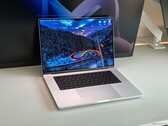 Apples snabbaste bärbara dator börjar visa tecken på ålder – Recension av Apple MacBook Pro 16 2026 M5 Max