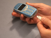 3310 med en USB-C-port. (Bildkälla: Salveo via YouTube)