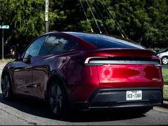 En Tesla Model Y robotaxi i Austin. (Bildkälla: @AdanGuajardo/X)