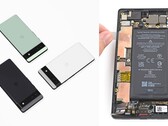 Google minskar batteritiden för vissa Pixel 6a-enheter via en mjukvaruuppdatering (Bildkälla: Google / iFixit)