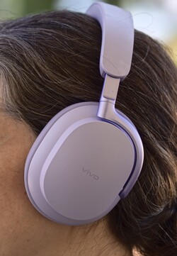 Vivo Over-Ear-hörlurar i bruk