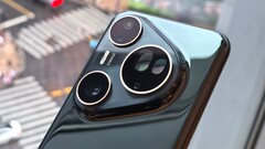 Första recensionen, massor av foton och första kameratester av Huawei Pura 80 Ultra, inklusive jämförelser med iPhone 16 Pro Max, Vivo X200 Ultra och Oppo Find X8 Ultra. (Bildkälla: Weibo)