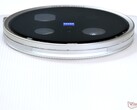 Zeiss-kameran i Vivo X200 Ultra-efterföljaren 2026 kommer att vara den första och den enda med en dubbel-200 megapixel-montering. (Bildkälla: Notebookcheck)