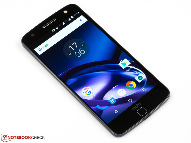 Lenovo Moto Z - Front