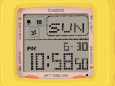Casio Baby-G BGD-10KPM-7 har en nästan kvadratisk digital urtavla med en hel del information.