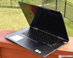 Recenseras: Dell Inspiron 15 7000 2-in-1 Black Edition. Recensionsex från Dell US