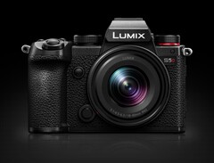 Lumix S5D är för närvarande en av de billigaste fullformatskamerorna på marknaden