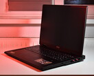 bärbara datorer på 18 tum: Den här kategorin bör vara mer än bara för spel och enheter som MSI Raider A18, på bilden: MSI Raider A18 (bildkälla: Benjamin Herzig/Notebookcheck)