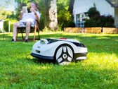 RoboUP:s Raccoon 2 SE Robot Mower (bilden) kommer snart att finansieras via Kickstarter. (Bildkälla: RoboUP)
