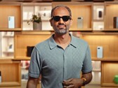 Android VD Sameer Samat bar de nya Google Glasses på Android Show. (Bildkälla: Google)