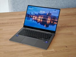 Galaxy Book5 Pro är en hyfsad ultraportabel bärbar dator