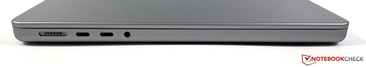 Vänster sida: MagSafe 3, 2x USB-C med Thunderbolt 4 (40 Gbps, USB-4, DisplayPort, Power Delivery), 3,5 mm headset
