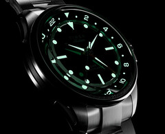 Atelier GMT Première M1a minskar kollektionens GMT-modell till 38 mm, jämfört med GMT24 M1a:s 40 mm-boett.