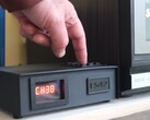 FieldStation42 i en specialtillverkad 3D-tryckt kabelbox (Bildkälla: wrongdog reckons på YouTube)