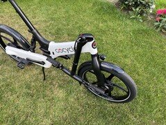 Vikning av Gocycle G4...