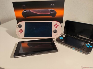 I jämförelse med Nintendo Switch 1 och New Nintendo 2DS XL