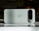 Pixel 9-serien sägs lida av flera enhetsbrytande buggar efter att ha uppdaterats till Googles senaste offentliga Android 16-version. (Bildkälla: Triyansh Gill &amp; Unsplash)
