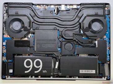 Interna komponenter, XMG Neo 16 A25