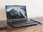 De som prioriterar prestanda bör undvika alla modeller av ThinkPad X1 2-i-1 Gen 11, med undantag för Core Ultra X7.