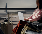 Batteritiden på den nya 14-tums MacBook Pro (bilden) är upp till 24 timmar, enligt Apple. (Bildkälla: Apple - redigerad)