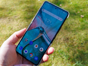 Asus Zenfone 12 Ultra utomhus