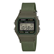 Casio F-91WF-1A digitalklocka med olivgrönt boett och matchande vävd tygrem.